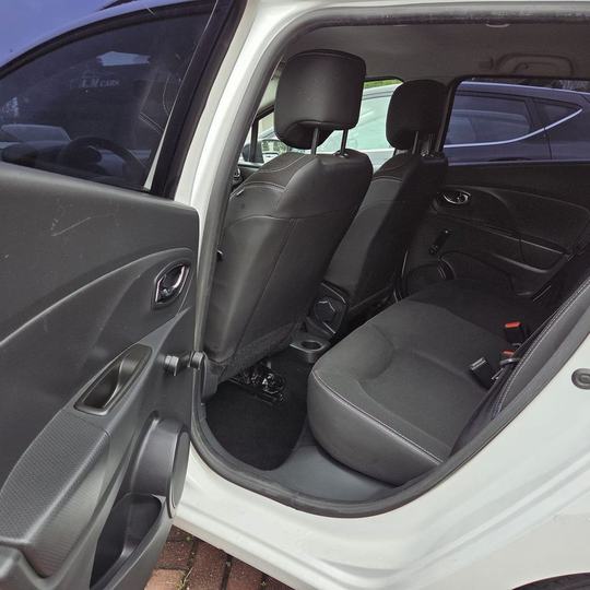 RENAULT CLIO SPORT TOURER 1.5 DCI — foto 19