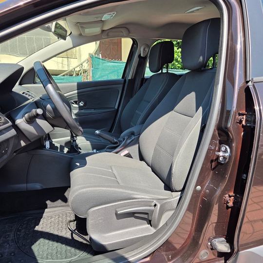 RENAULT MEGANE SPORT TOURER — foto 10