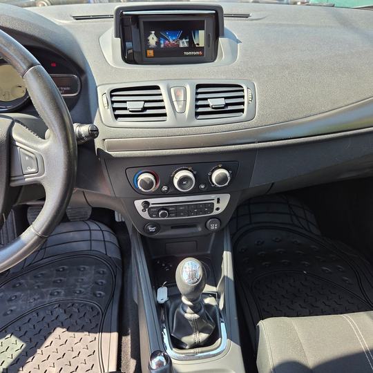 RENAULT MEGANE SPORT TOURER — foto 15