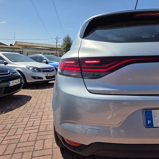 RENAULT MEGANE 1.5 DCI 2021 — foto 10