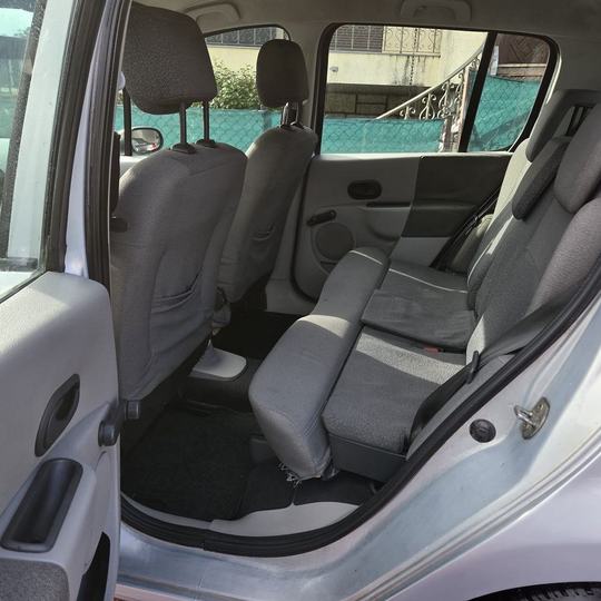 RENAULT MODUS — foto 9