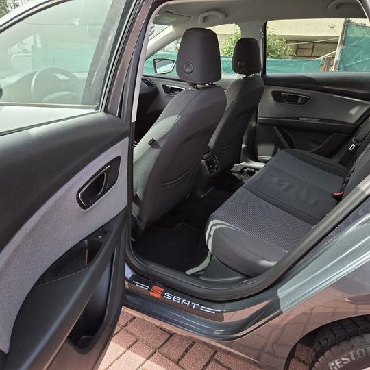 SEAT LEON ST 1.6 TDI — foto 12