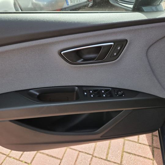 SEAT LEON ST 1.6 TDI — foto 13