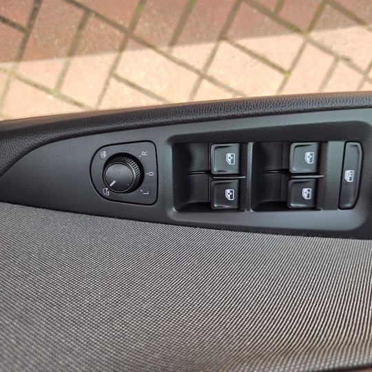 SEAT LEON ST 1.6 TDI — foto 14